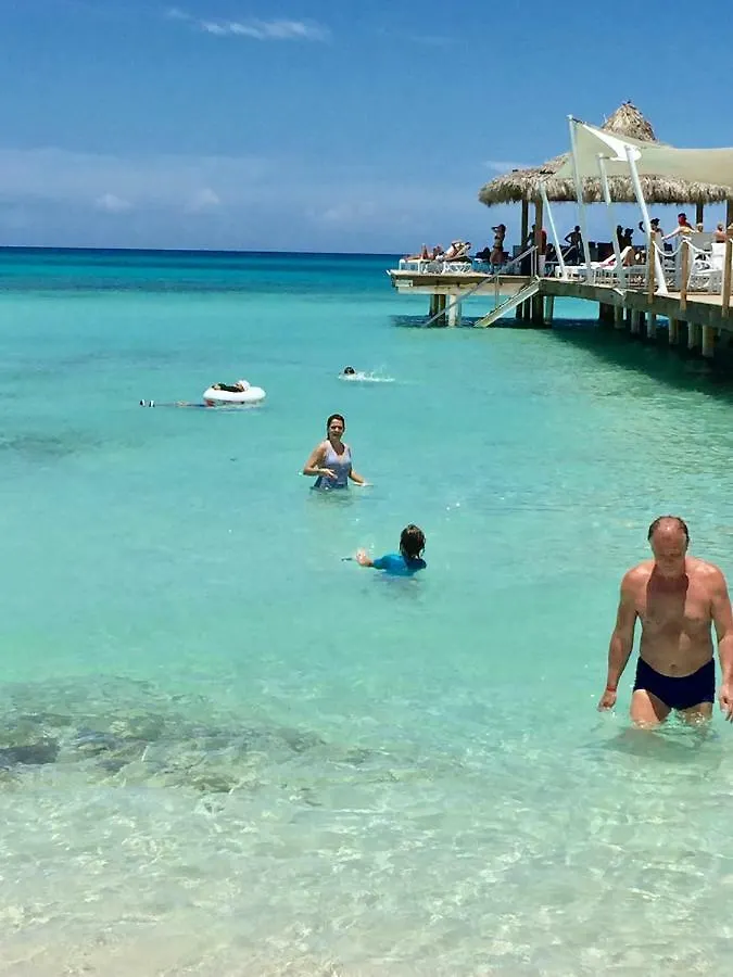 Big Family 3Br @Cadaquescaribe Bayahibe Apartamento